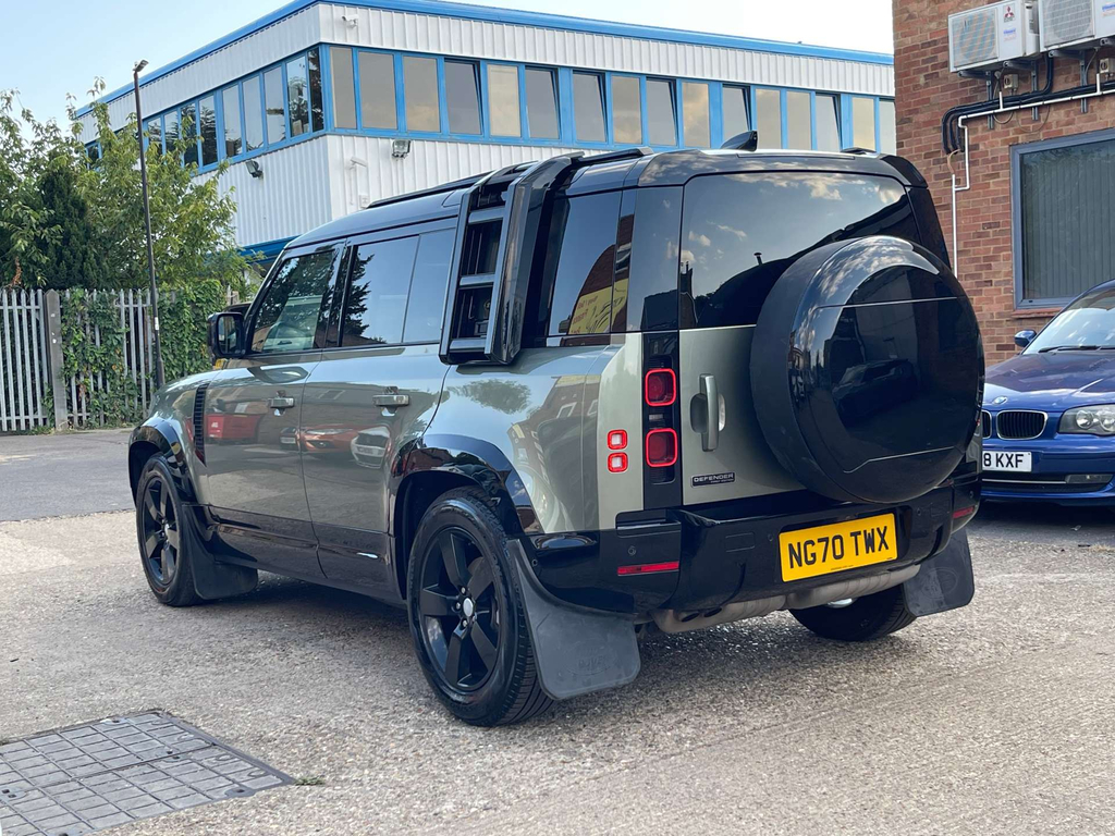 Land Rover Defender 110 First Edition Silver #10