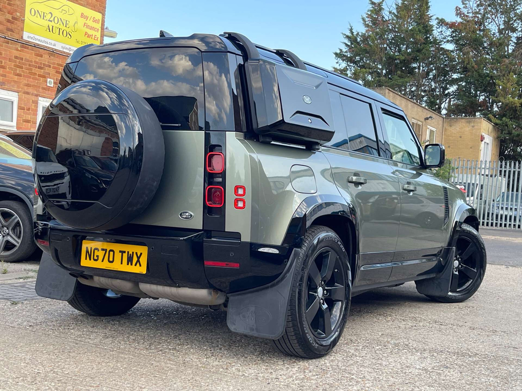 Land Rover Defender 110 First Edition Silver #21