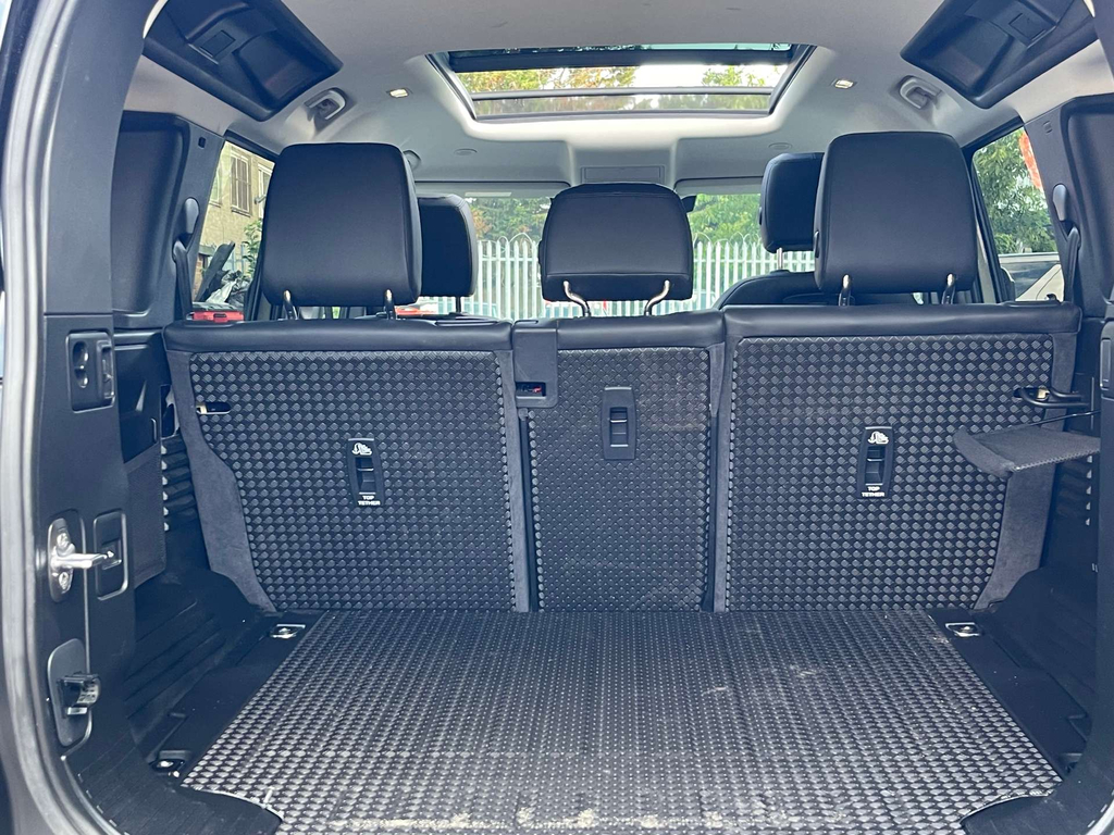 Land Rover Defender 110 First Edition Silver #44