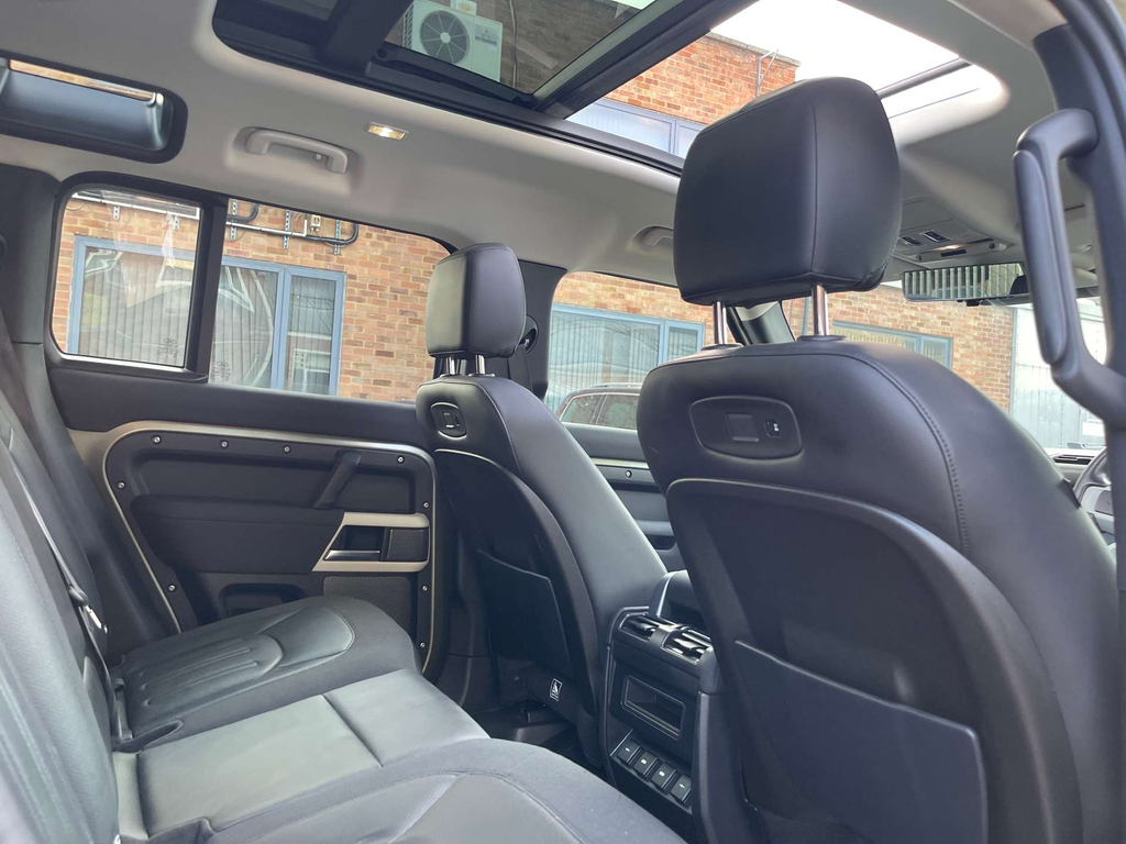 Land Rover Defender 110 First Edition Silver #59