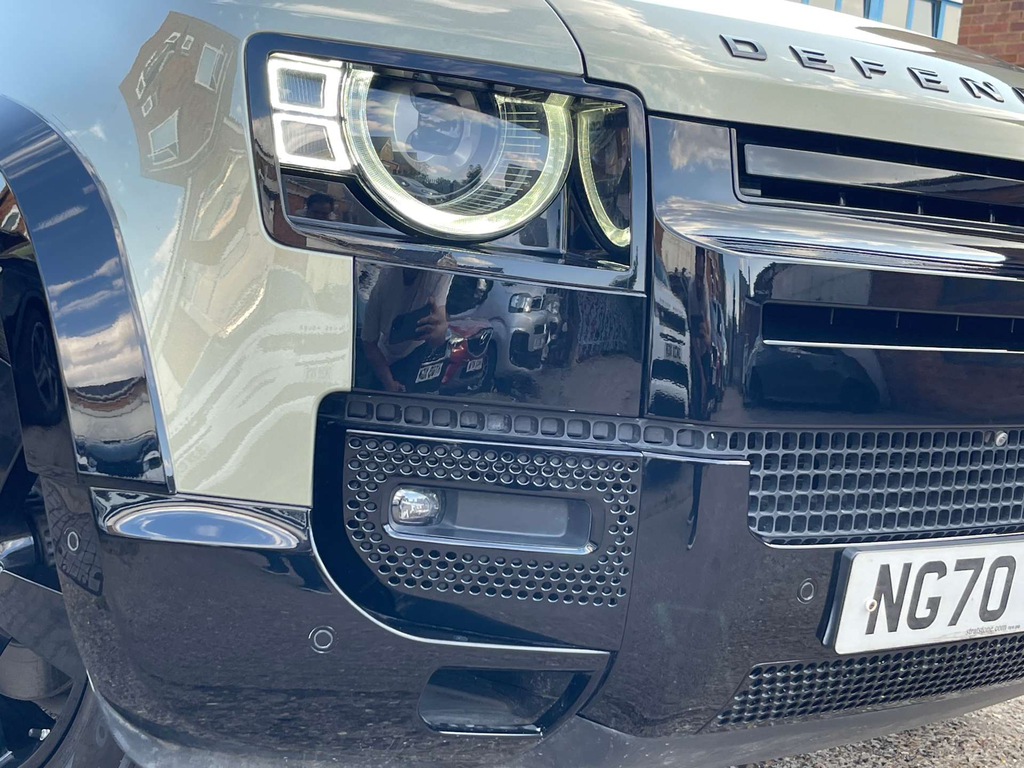 Land Rover Defender 110 First Edition Silver #28