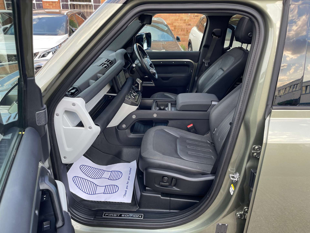 Land Rover Defender 110 First Edition Silver #14