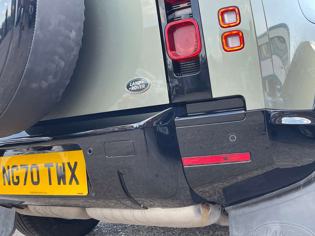 Land Rover Defender 110 First Edition Silver #33