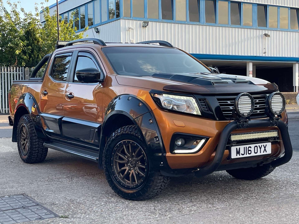 Nissan Navara Tekna Pickup Double Cab 4Wd Euro 5 