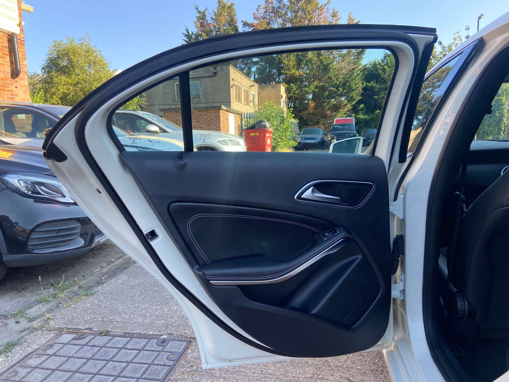Mercedes-Benz A Class Hatchback Red #51