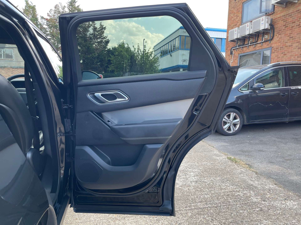 Land Rover Range Rover Velar 2L Null Black #53