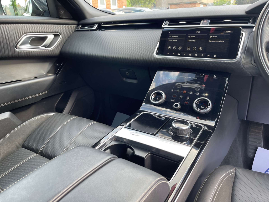 Land Rover Range Rover Velar 2L Null Black #42
