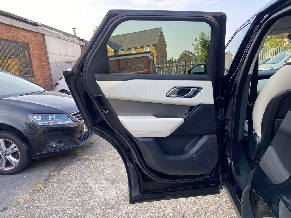 Land Rover Range Rover Velar R-dynamic Se Silver #43