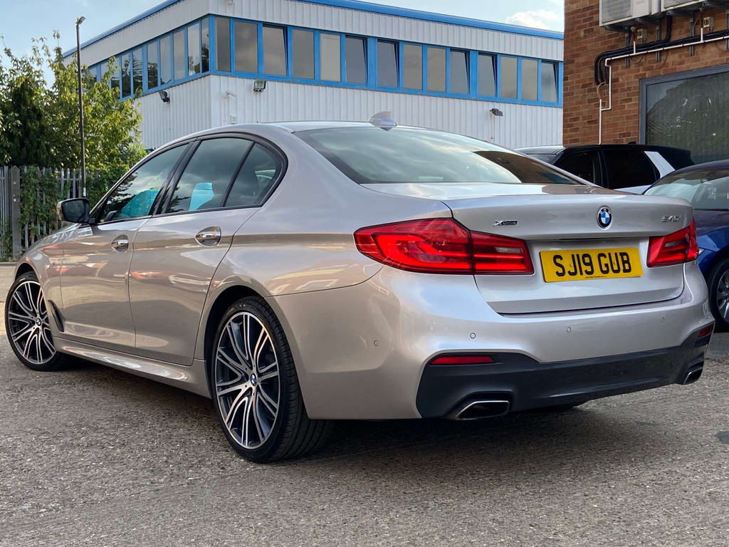 BMW 5 Series Saloon 3.0 Blue #22