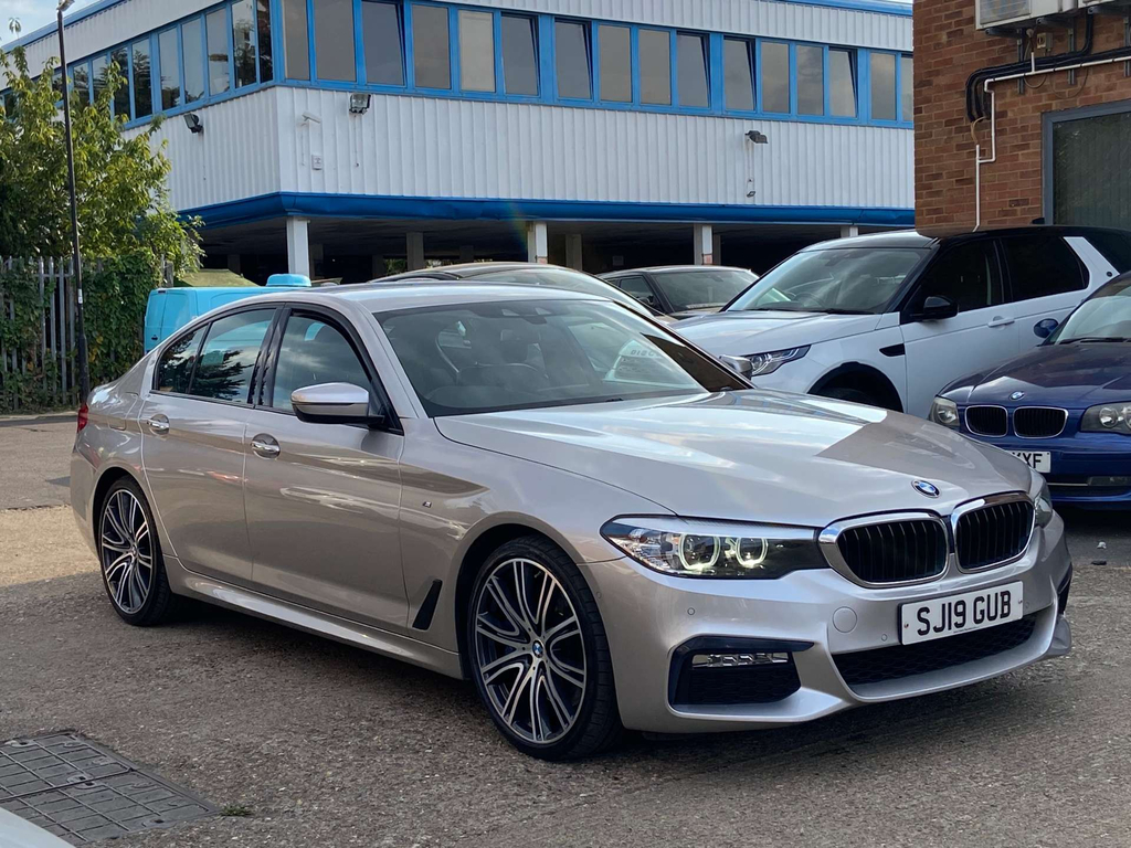 BMW 5 Series Saloon 3.0 Blue #7