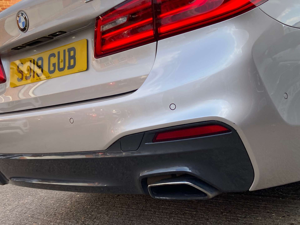 BMW 5 Series Saloon 3.0 Blue #36