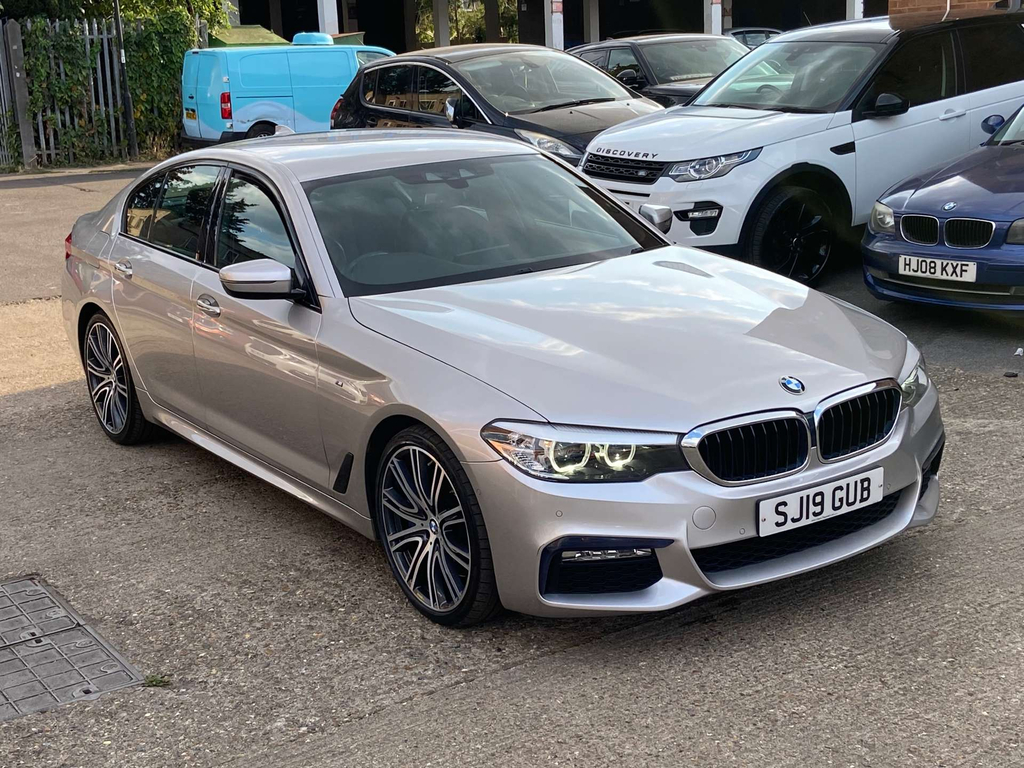 BMW 5 Series Saloon 3.0 Blue #23