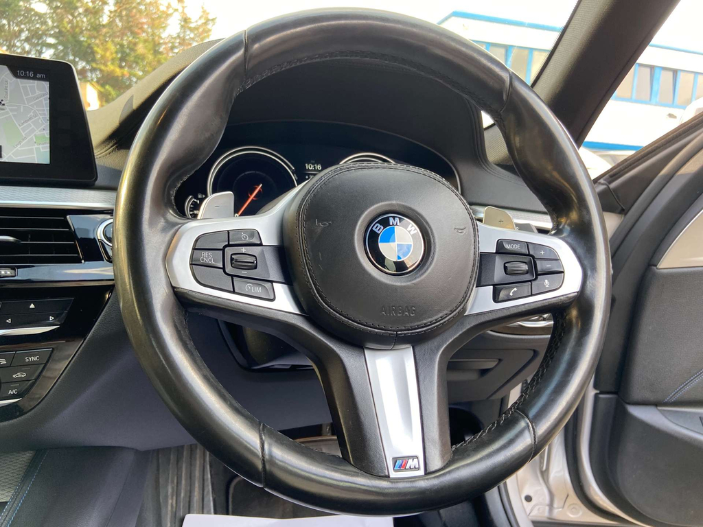 BMW 5 Series Saloon 3.0 Blue #60
