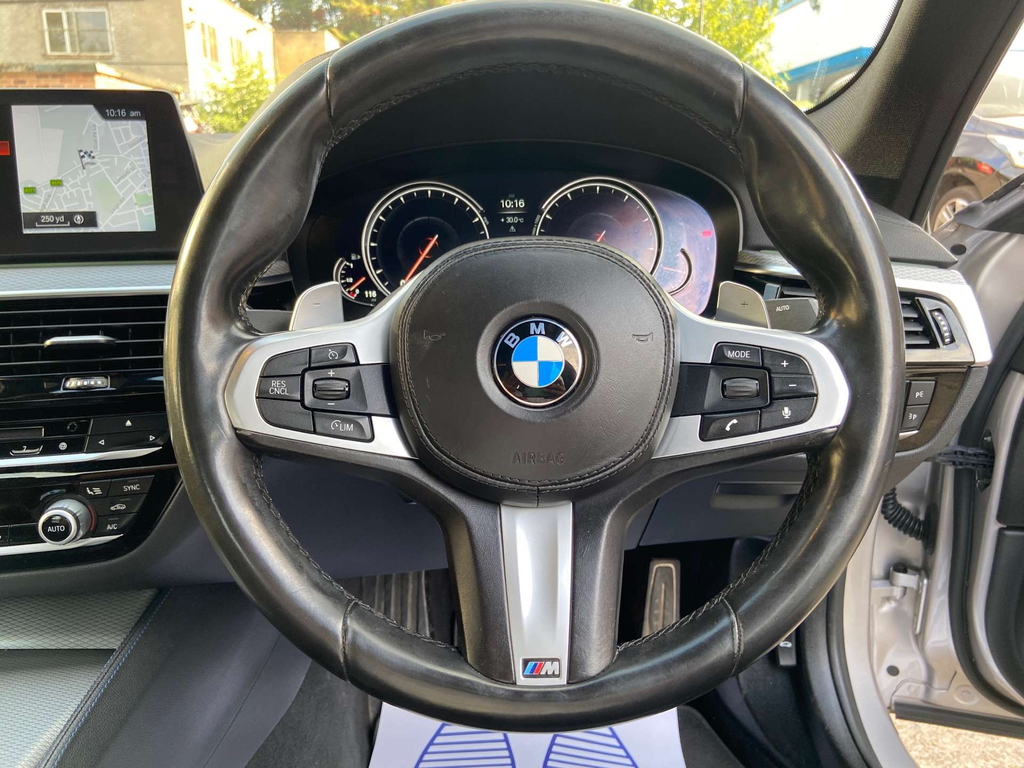 BMW 5 Series Saloon 3.0 Blue #20