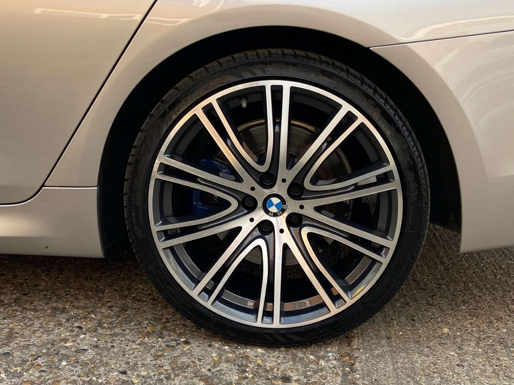 BMW 5 Series Saloon 3.0 Blue #38