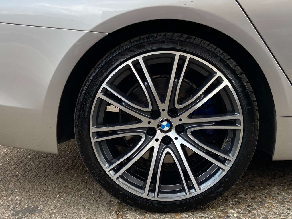 BMW 5 Series Saloon 3.0 Blue #39