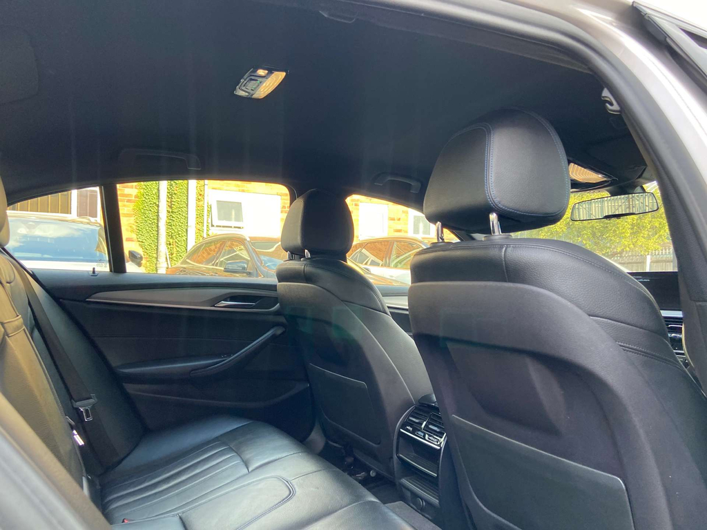 BMW 5 Series Saloon 3.0 Blue #47