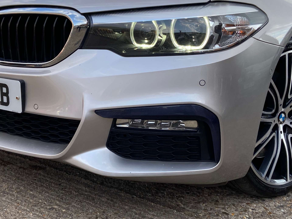 BMW 5 Series Saloon 3.0 Blue #30