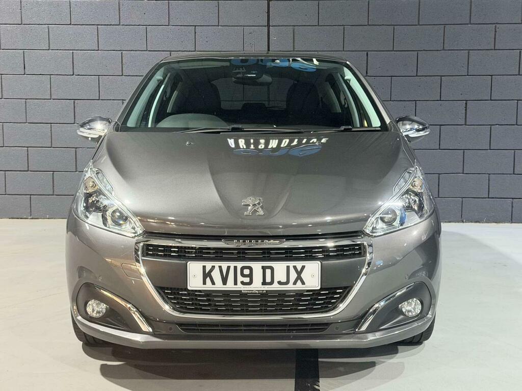 Peugeot 208 1.2 Puretech Tech Edition Euro 6 Ss KV19DJX Grey #3