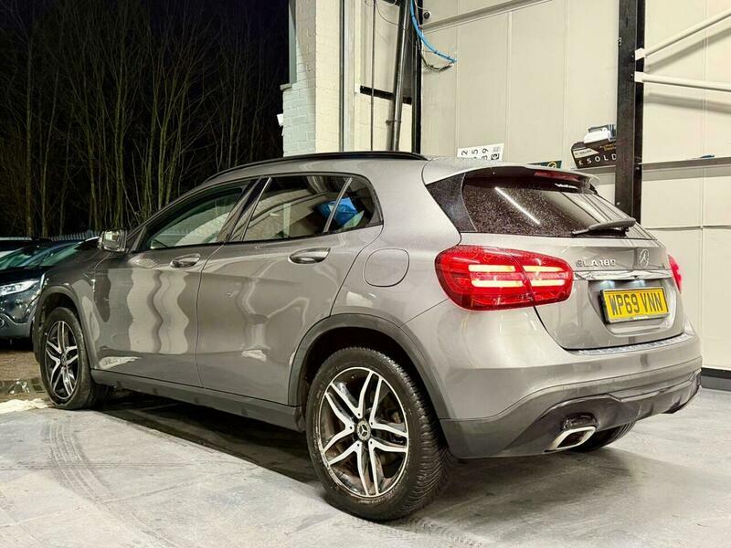 Mercedes-Benz C Class 1.6 Gla180 Urban Edition Grey #6