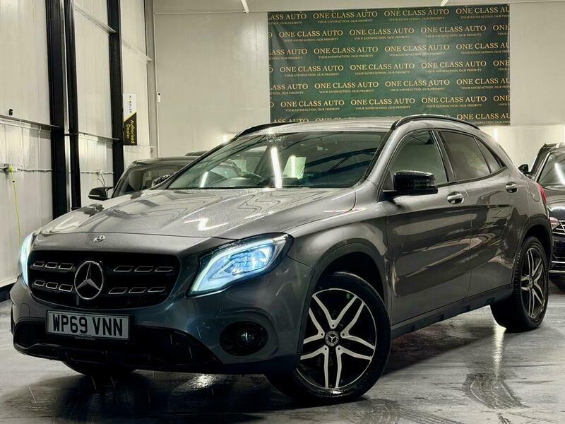 Mercedes-Benz C Class 1.6 Gla180 Urban Edition Grey #4