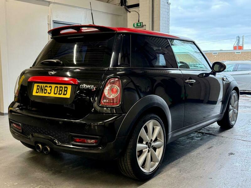 Mini Hatch 1.6 Cooper S BN63OBB Black #6