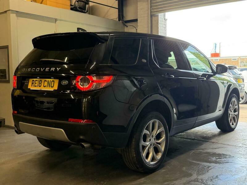 Land Rover Discovery Sport 2.0 Td4 Hse Black #5