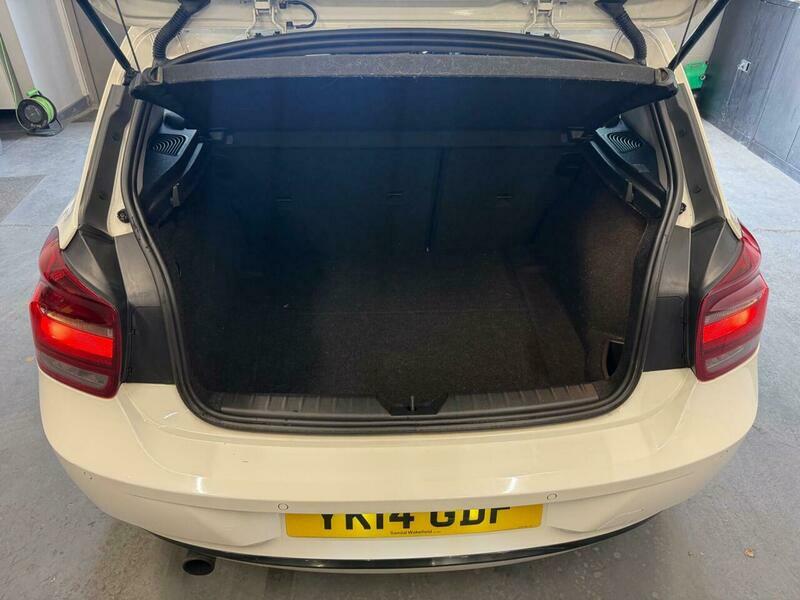 BMW 1 Series Hatchback 3.0 M135i Ss 201414 White #26