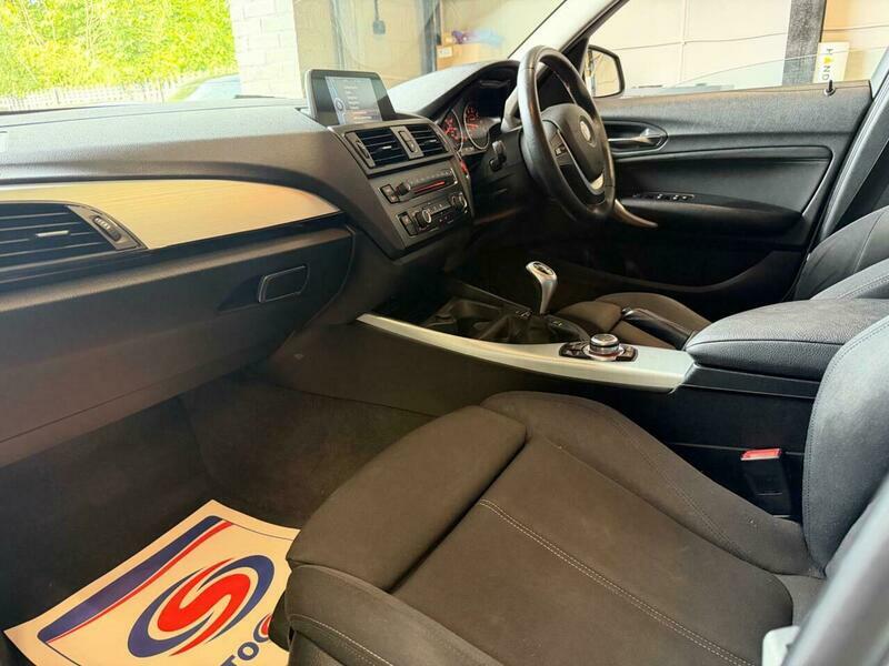 BMW 1 Series Hatchback 3.0 M135i Ss 201414 White #18