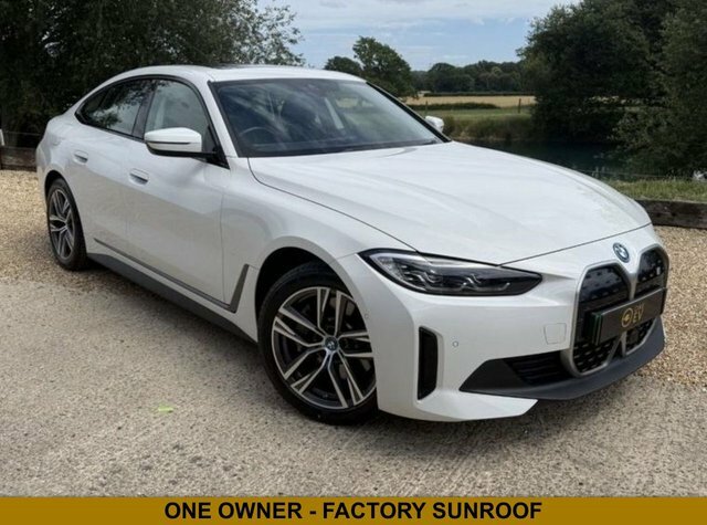BMW i4 40 83.9Kwh Sport Gran Coupe Edri BJ23KHX White
