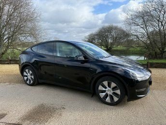 Tesla Model Y Dual Motor Long Range Suv 4Wde SD72UAR Black #4
