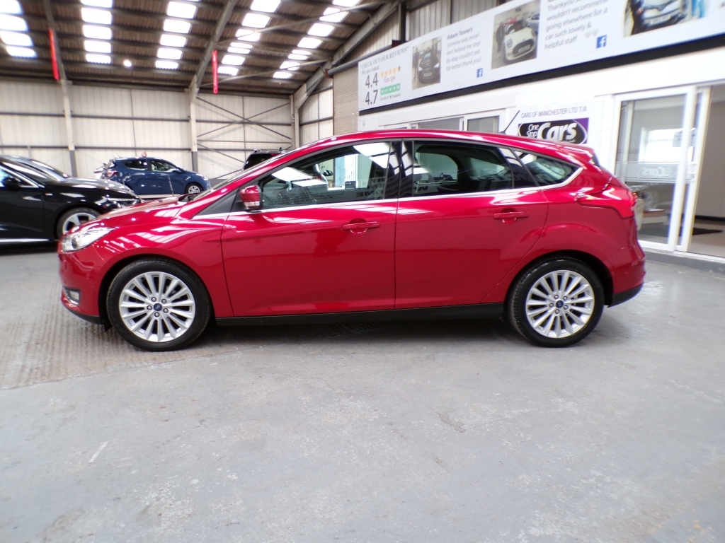 Ford Focus 1.5 Titanium X Tdci EO67BHZ Red #4