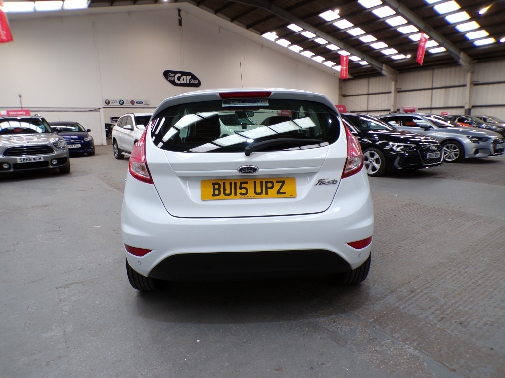 Ford Fiesta 1.2 Zetec White #6