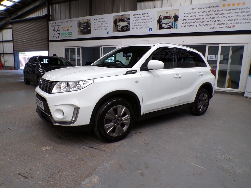 Suzuki Vitara 1.4 Sz-t Boosterjet KW69HYS White #3