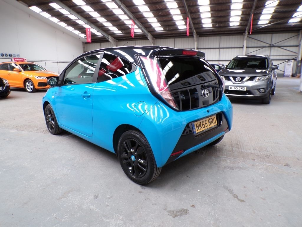 Toyota Aygo 1.0 Vvt-i X-cite 2 Blue #2