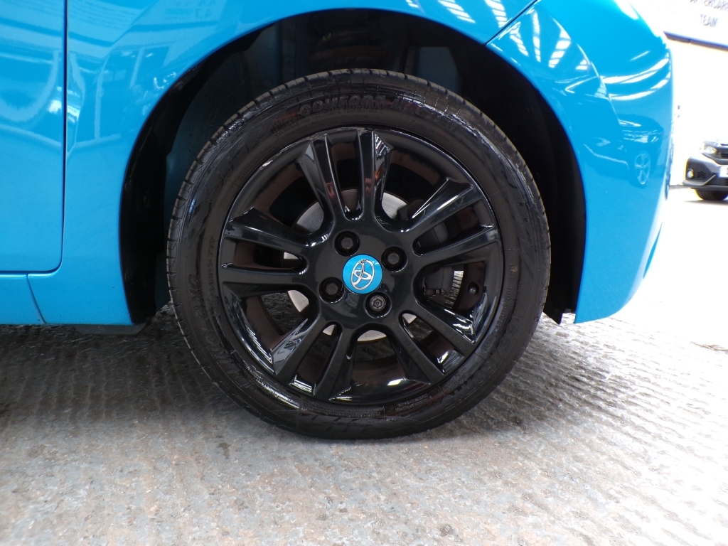 Toyota Aygo 1.0 Vvt-i X-cite 2 Blue #6