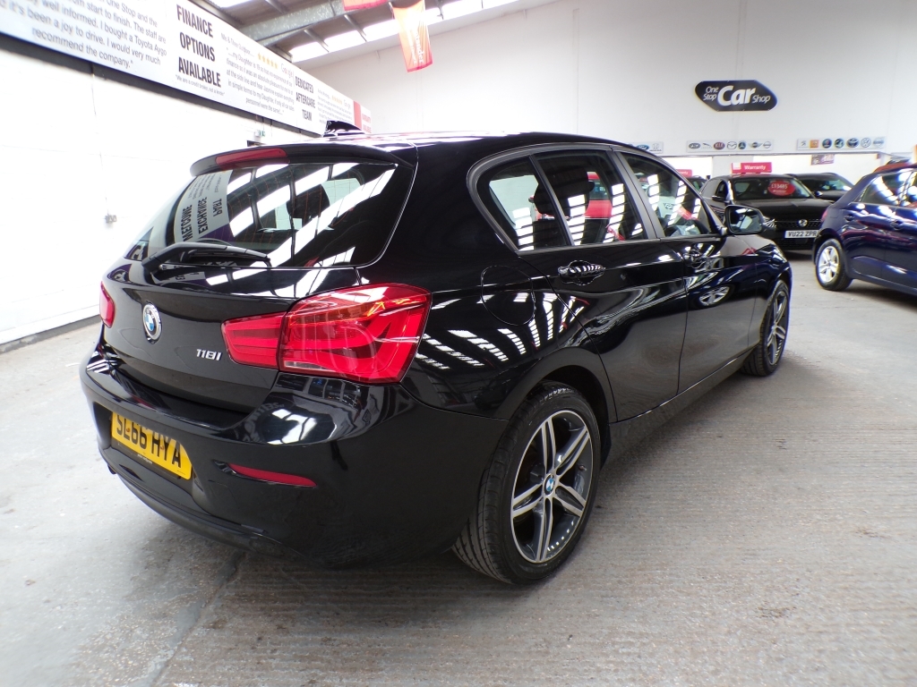 BMW 1 Series 1.5 118I Sport Black #6