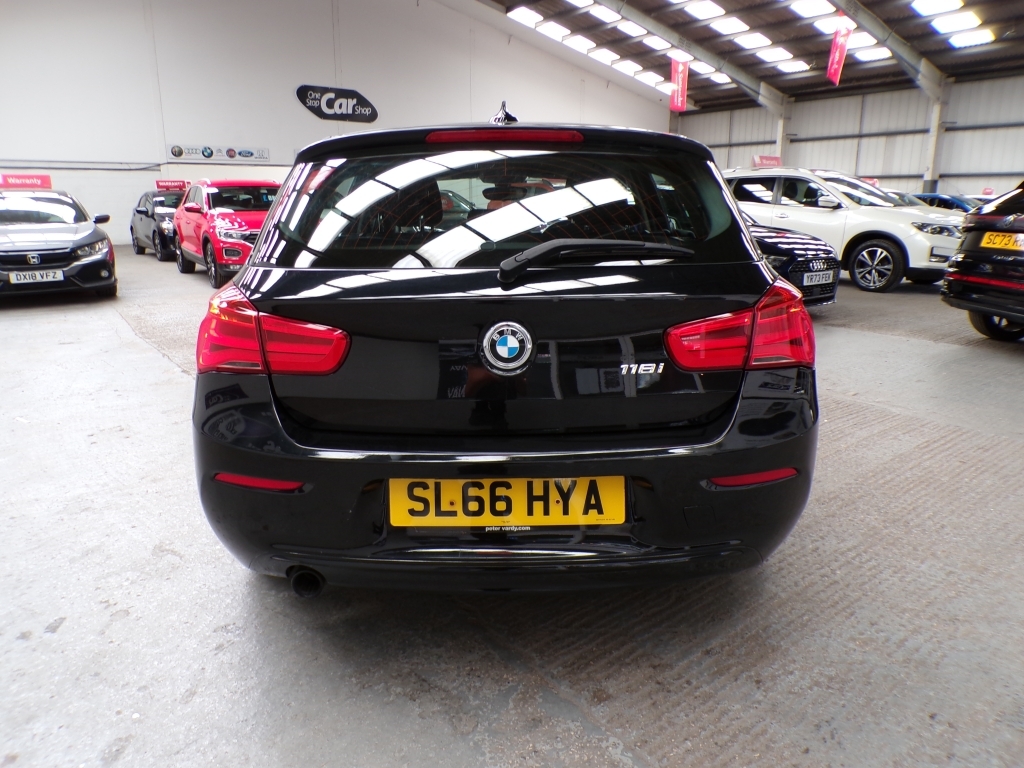 BMW 1 Series 1.5 118I Sport Black #5