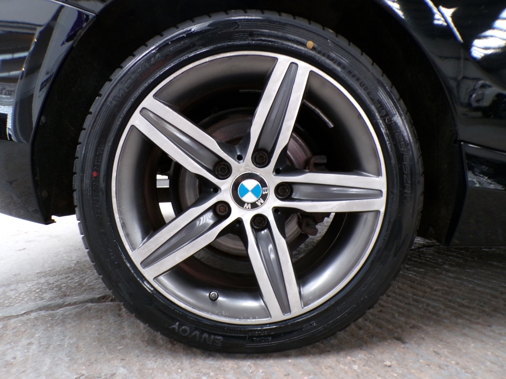 BMW 1 Series 1.5 118I Sport GJ68NXD Black #6