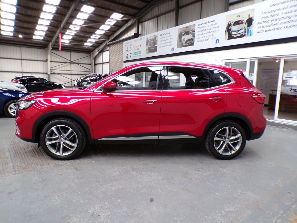 MG HS 1.5 Exclusive Dct Red #3