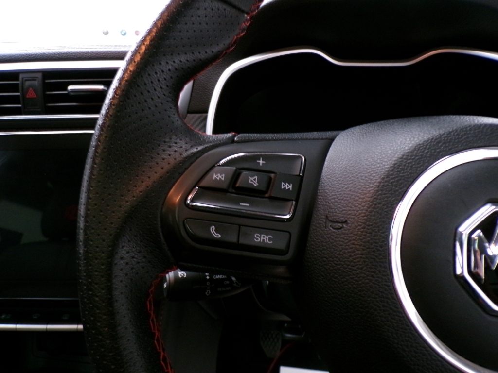 MG ZS 1.0T Gdi Exclusive Dct Black #21