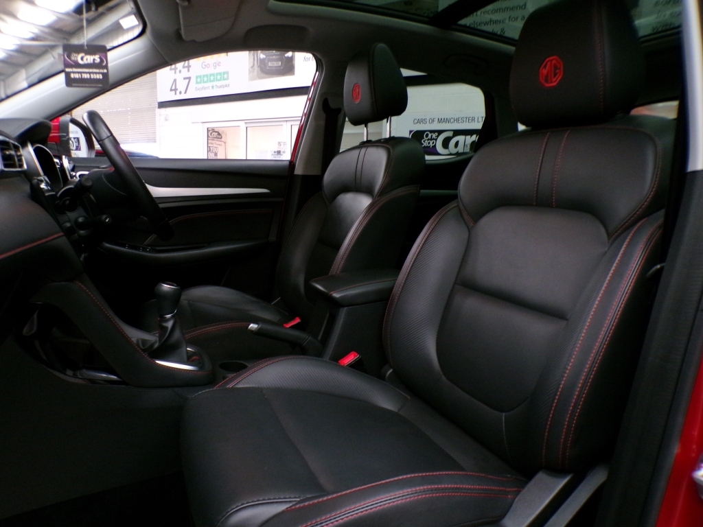 MG ZS 1.0T Gdi Exclusive Dct Black #13