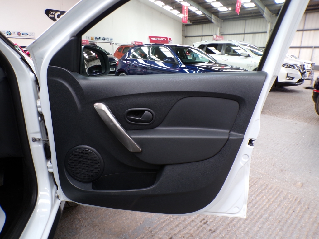 Dacia Sandero Stepway 0.9 Tce Laureate Euro 5 Black #16