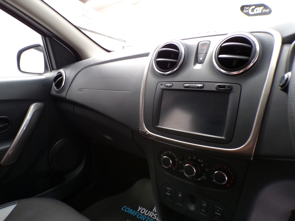 Dacia Sandero Stepway 0.9 Tce Laureate Euro 5 Black #24