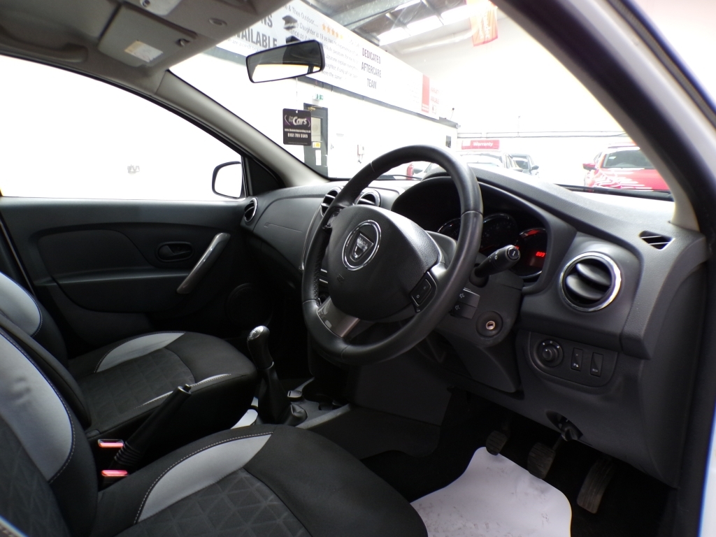 Dacia Sandero Stepway 0.9 Tce Laureate Euro 5 Black #18