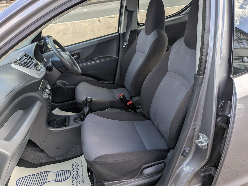 Suzuki Alto Suzuki Alto 1.0 Sz Hatch. Silver 20 Silver #29