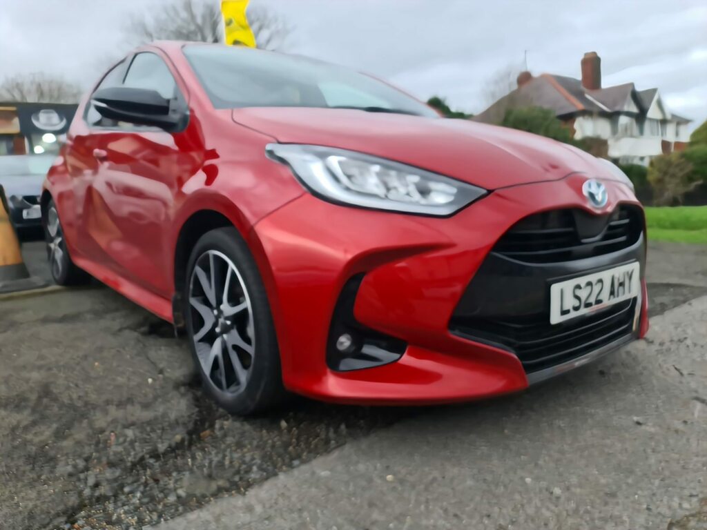 Toyota Yaris 1.5 Vvt-h Dynamic E-cvt Euro 6 S S LS22AHY Red #2
