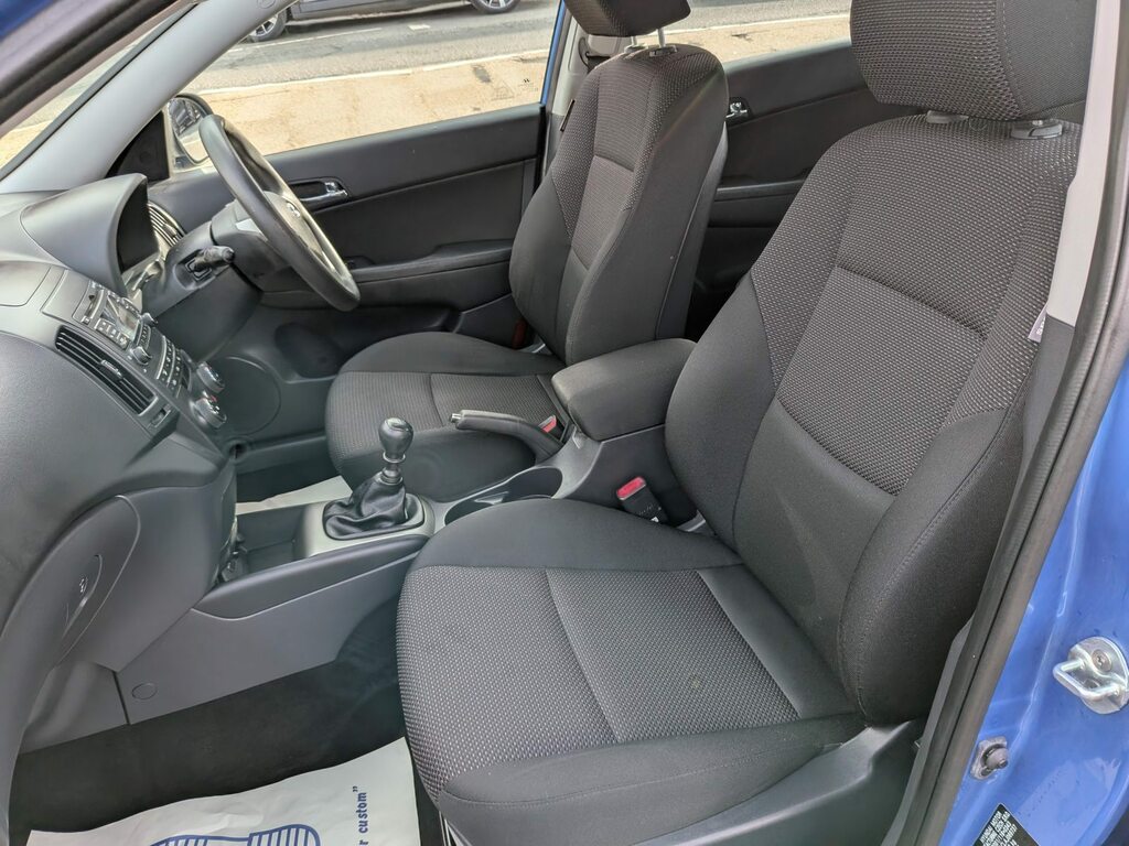 Hyundai I30 Hatchback 1.4 Es Euro 4 200959 Silver #28