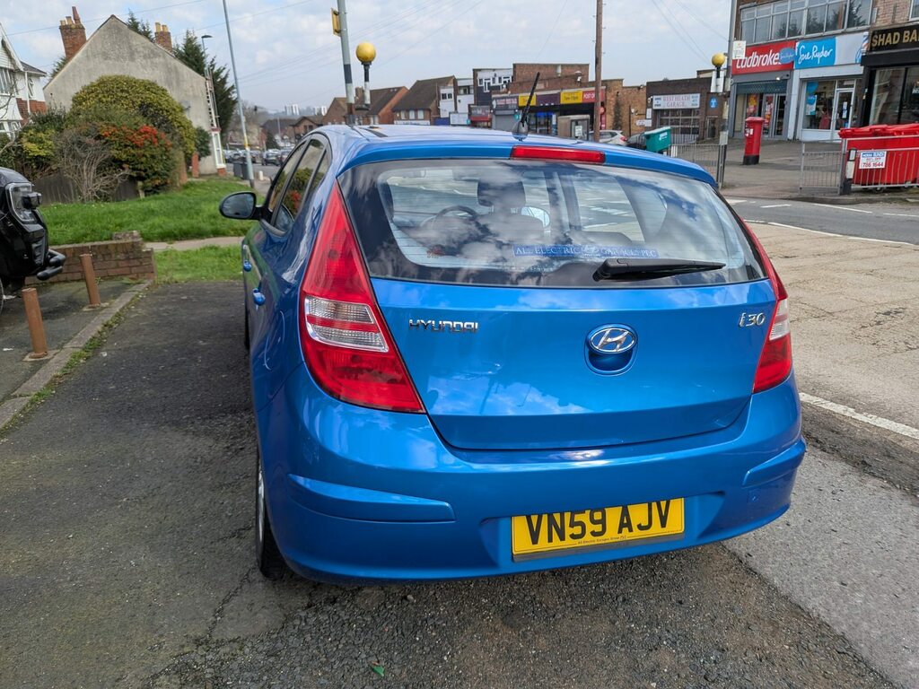 Hyundai I30 Hatchback 1.4 Es Euro 4 200959 Silver #15