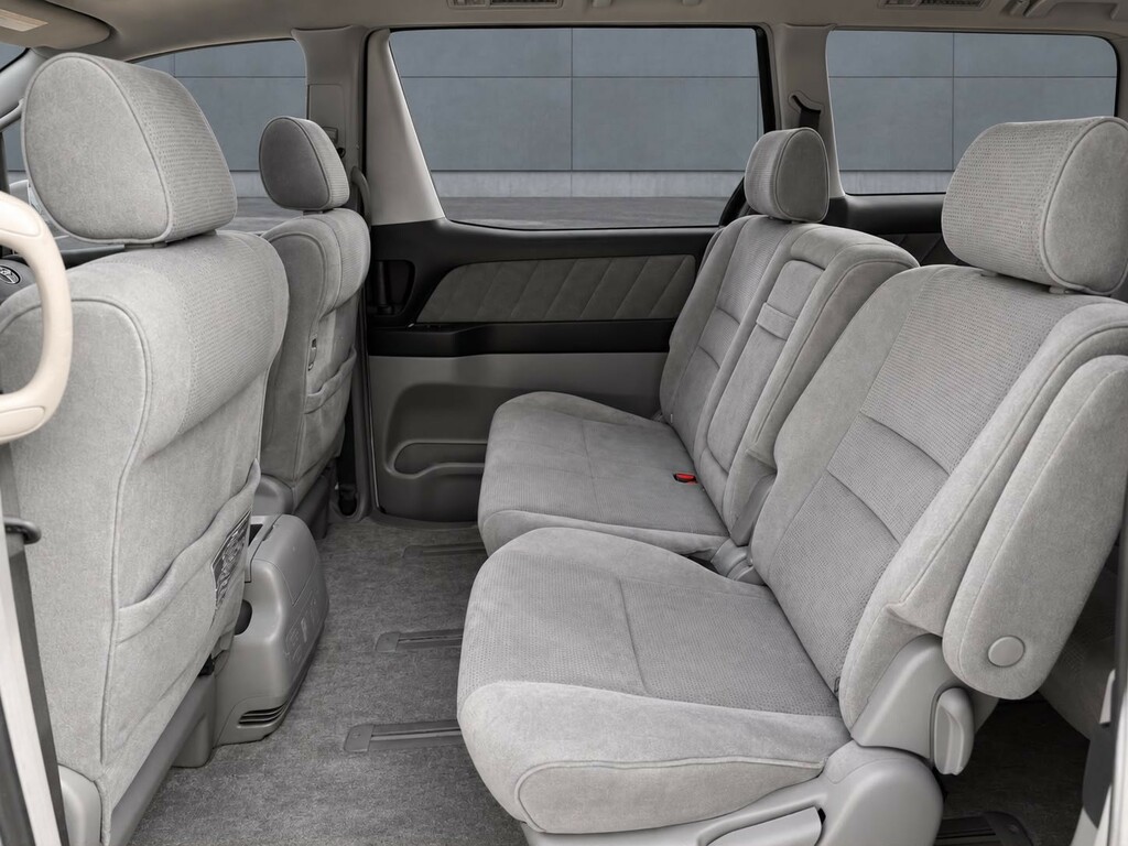 Toyota Alphard #16